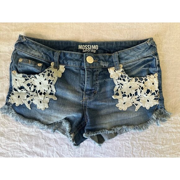 🌵4/$25 Mossimo Junior's Size 7 Blue Denim Shorts Embroidered Floral Cottagecore - Picture 1 of 8